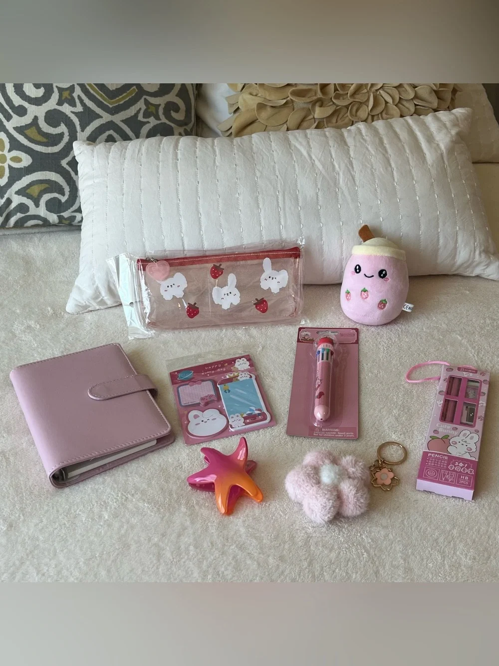 Mystery Box - Pastel Cute Kawaii Stationery Gift Set - Home Office Accessories - Picture 2 of 3